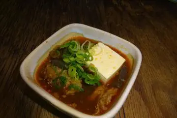 <p>eat tendons with tofu.</p>
