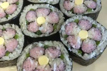ดอกพลัมสุดสวย