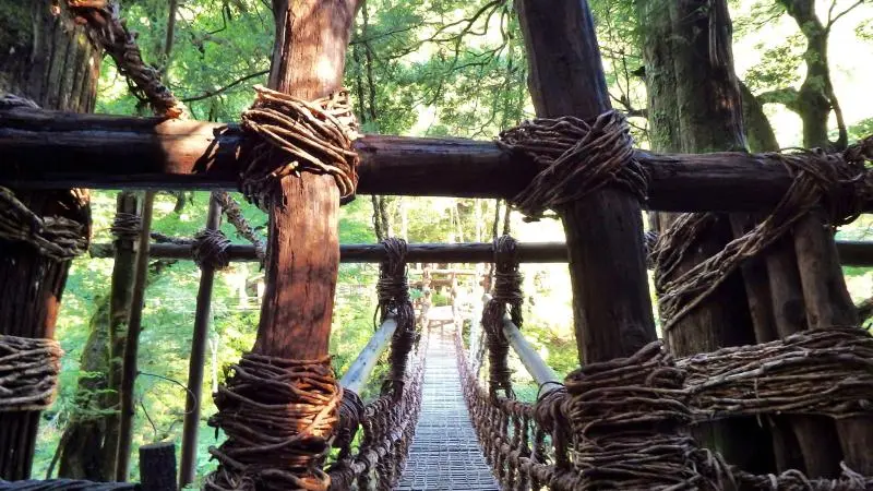 Shikoku's Famous Iya-no-Kazurabashi - Tokushima - Japan Travel