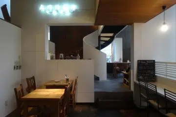 <p>The dining area in the rear of the shop</p>