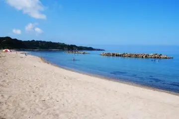 Fancy a walk along the beach and no one will disturb your peace