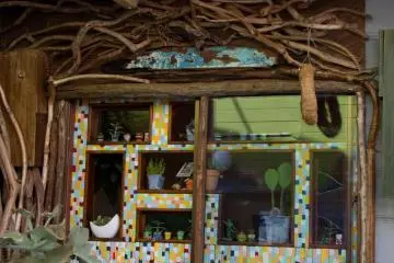 <p>Creative shop front</p>