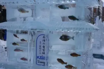 Ice Sculpture using real fish