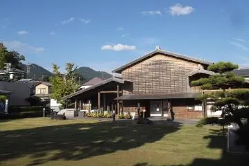 Gallery image
