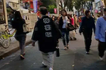 <p>카구라자카라는 글자가 눈에 확 띄었다.</p>