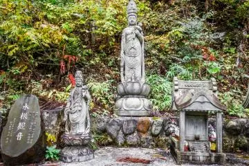 <p>The last of several religious structures on the final decent to Lake Okutama</p>