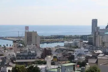 <p>A view of Atami's harbor.</p>
