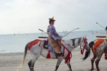 <p>Walking the horse ceremony</p>