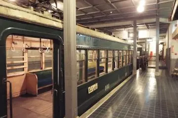 <p>Train Number 101</p>