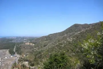 Looking north from the first false-summits