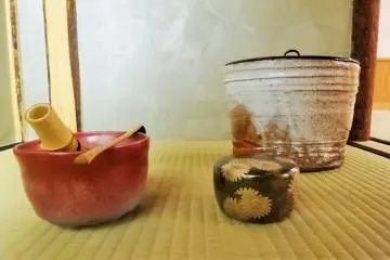 <p>The utensils used in the tea ceremony</p>
