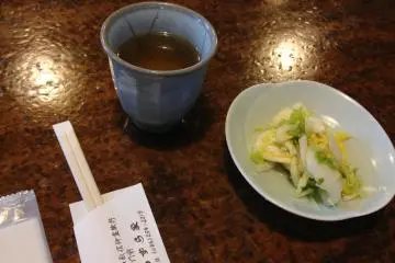 <p>Startersof the meal.</p>
