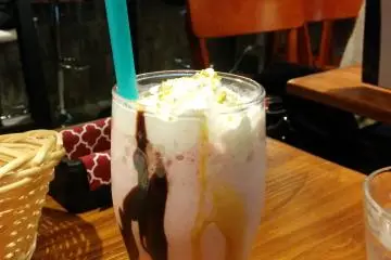Zaytoon's even has a delicious selection of drinks