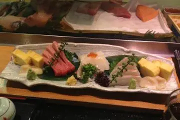 <p>Fresh sashimi</p>
