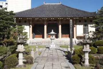 <p>The main hall</p>
