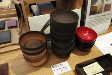 Wajima Kirimoto before and after bowls

