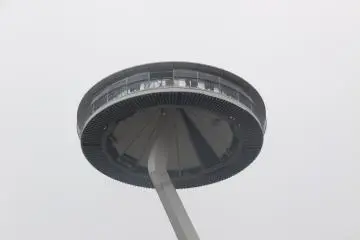 <p>Island Fuji: Flying Observatory ride takes you up to 45 meters above the ground.</p>
