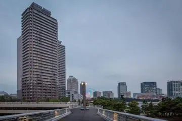 <p>Arriving at the promenade in Odaiba</p>
