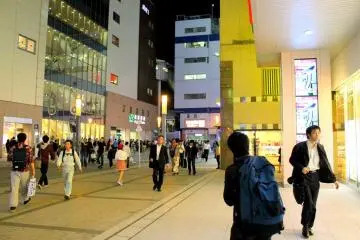 <p>Passing by Radio Kaikan from Akihabara Station</p>
