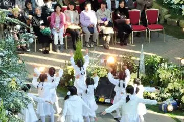 <p>In addition to musicals by children, there are other periodic performances, including opera.</p>
