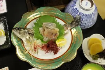 <p>Fresh amago sashimi, part of Hotel Nosegawa Japanese kaiseki course dinner</p>
