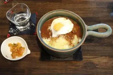 <p>The Asian curry &amp; rice lunch.</p>

