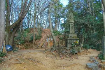 If you don't want to hike, take the broad road and have a nice walk!
