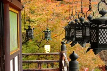 <p>Lanterns on the deck of the prayer hall</p>

