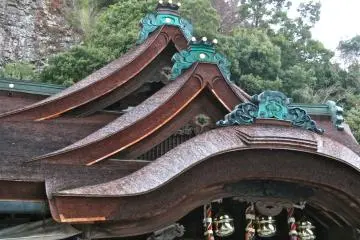 <p>The two triangle gables above the rounded gable on the front of the Haiden-Do create a unique and beautiful contrast</p>
