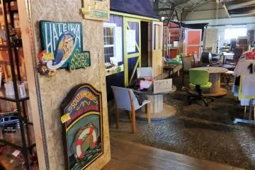 Items are for sale in the other half of the building.
