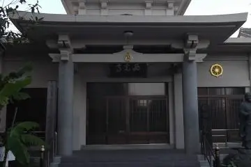 <p>The main hall</p>
