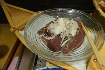 <p>ปลาดิบสดๆ</p>
