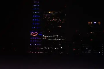 <p>Christmas illumination of Tokyo Tower. Can you see the heart-shaped illumination?</p>
