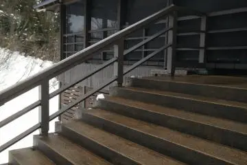 <p>The stairs to the entrance</p>
