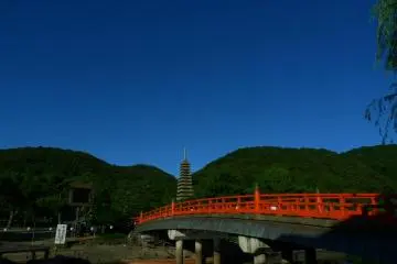 <p>อนุสาวรีย์หิน</p>