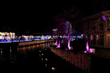<p>The illuminated canal is 6 km long</p>
