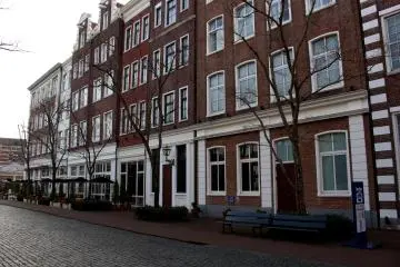 <p>Hotel Amsterdam</p>
