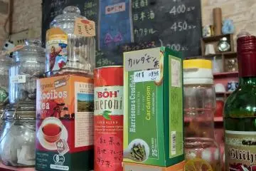 <p>Menu-menu sederhana, tapi lezat: yakisoba, yaki onigiri, pasta, dan lain-lain</p>
