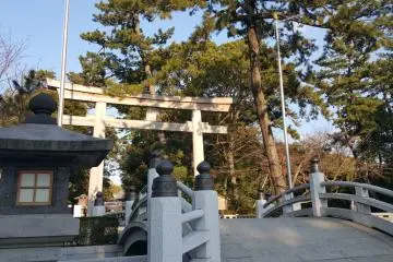 입구 도리이