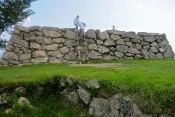 The tower foundation from the hon maru