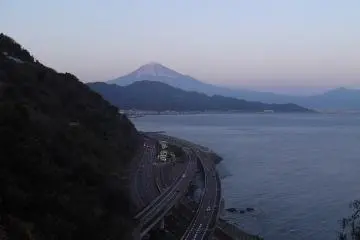 <p>Every time you round a bend, there Mount Fuji is</p>
