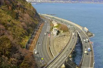 We can see the highway by Suruga Bay and it sure is a great view to capture