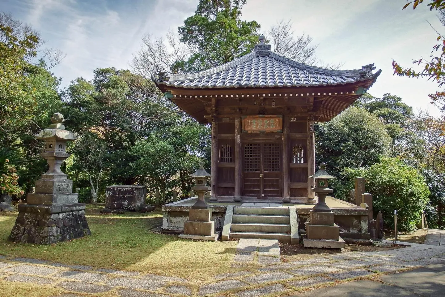 Zushi's Hoshi-ji Temple