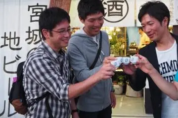 <p>Sake is also popular at the festival</p>
