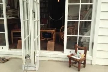 Gallery image