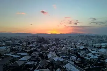 À 6:53