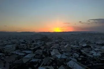 À 6:57