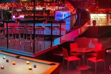 Oyafuko-dori is Fukuoka's main concentration of international bars