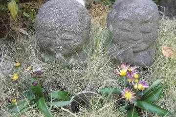 And two more cute little Buddhist figures