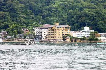 The view that greeted us as we cruised the neighboring islands in Suruga Bay